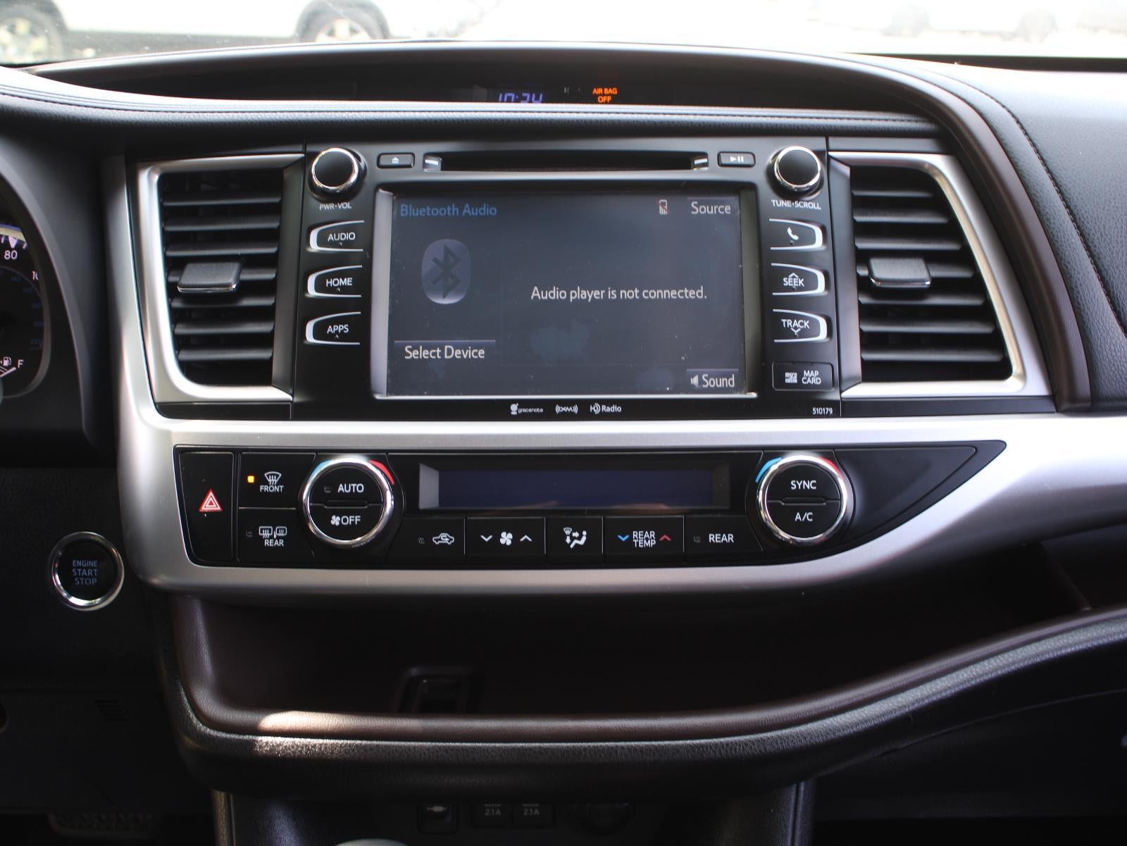 2018 Toyota Highlander LE