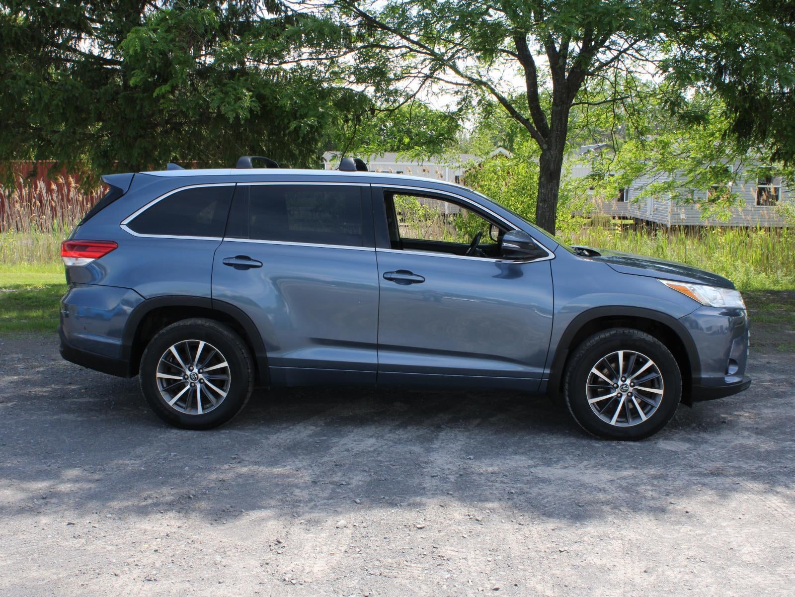 2018 Toyota Highlander LE