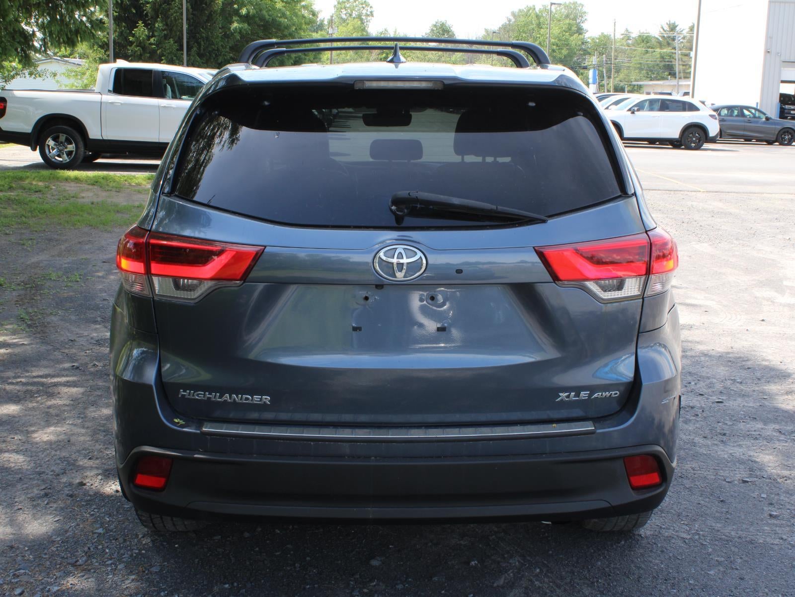 2018 Toyota Highlander LE