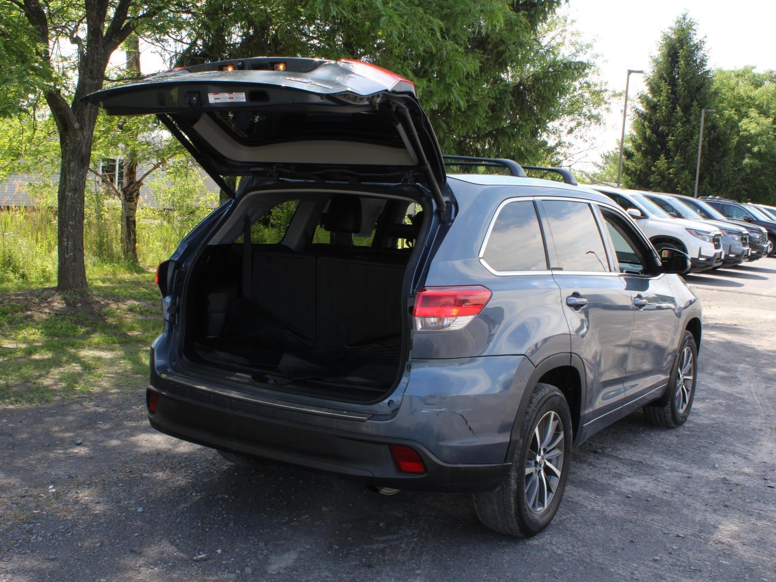 2018 Toyota Highlander LE