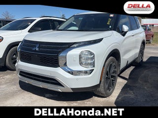 2024 Mitsubishi Outlander SE All Wheel Drive CVT