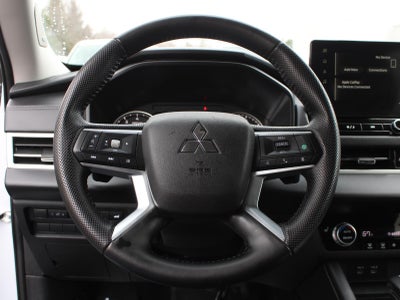 2025 Mitsubishi Outlander SE All Wheel Drive CVT