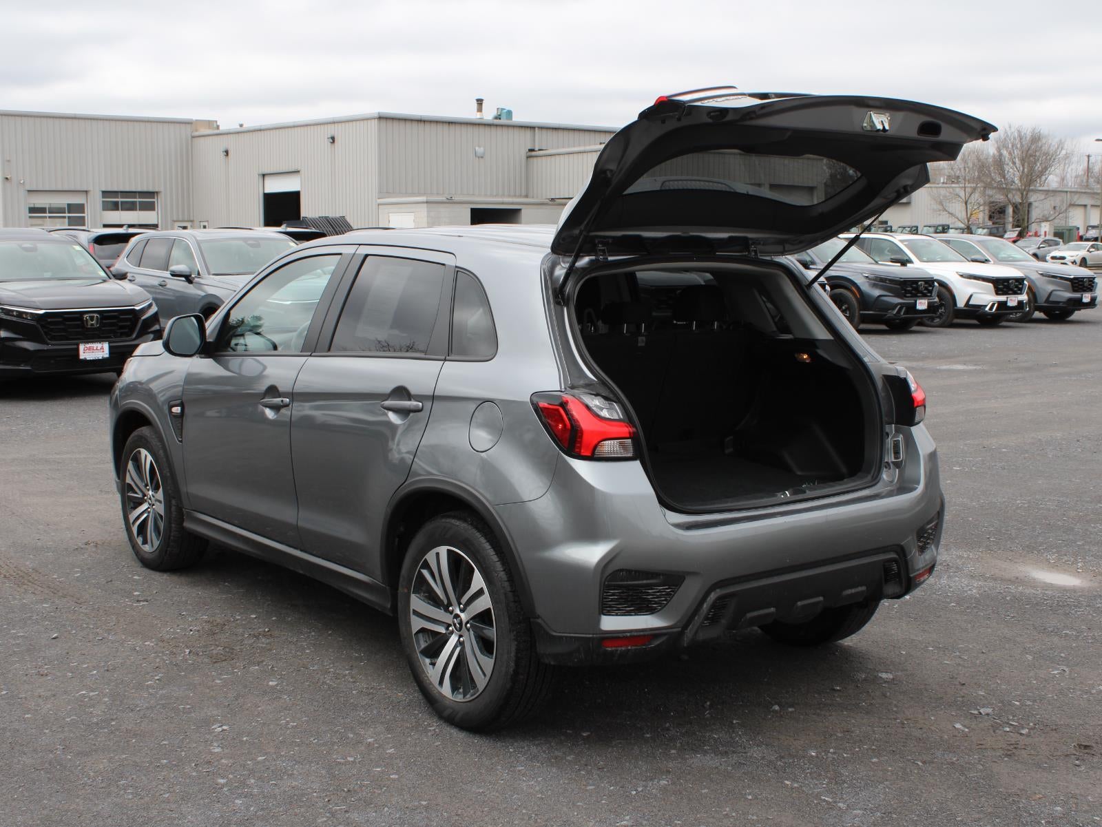 2024 Mitsubishi Outlander Sport ES
