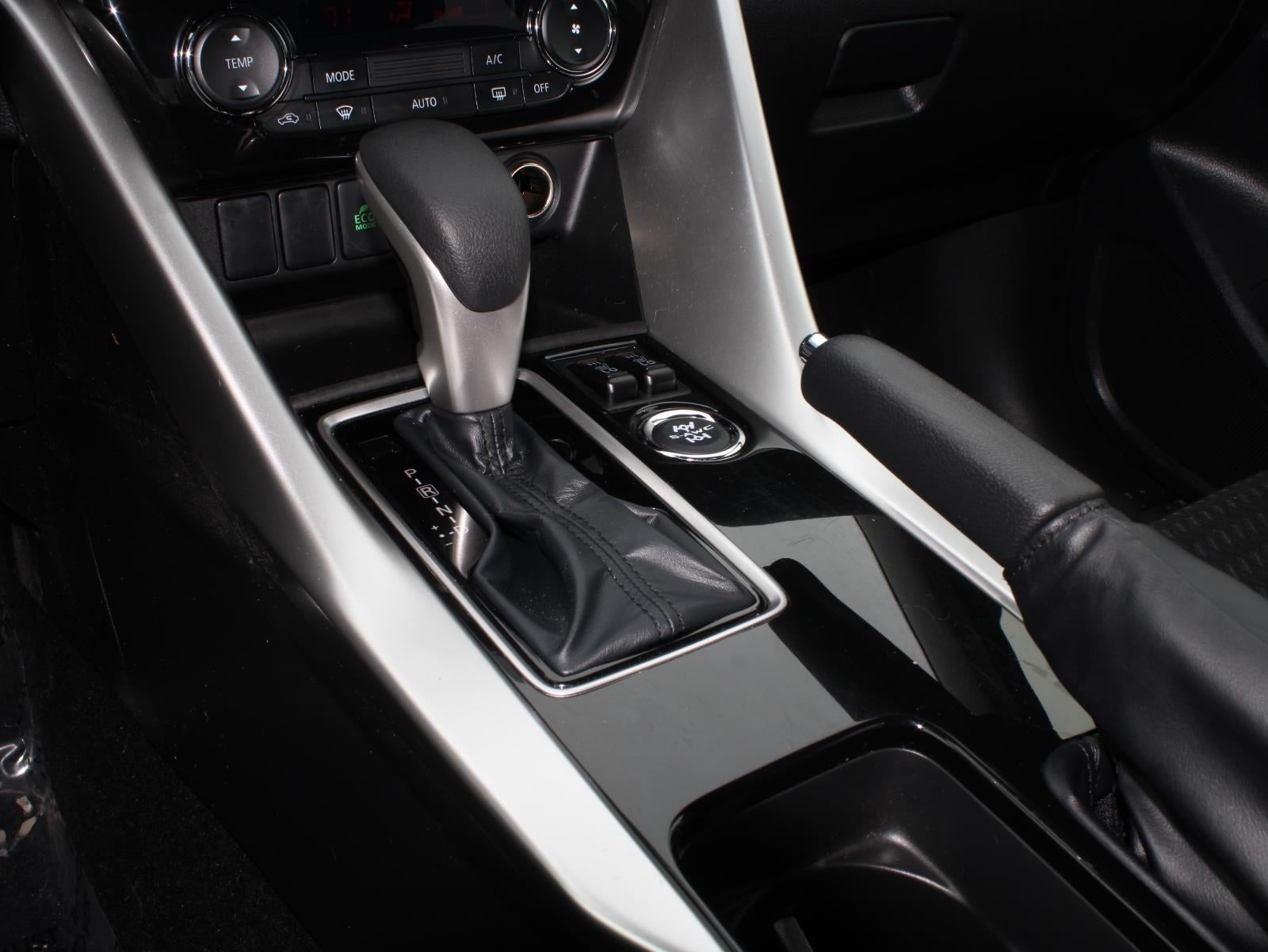 2025 Mitsubishi Eclipse Cross LE