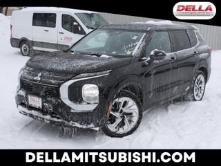 2022 Mitsubishi Outlander ES