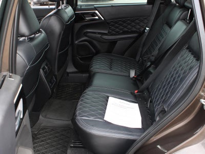 2023 Mitsubishi Outlander SEL