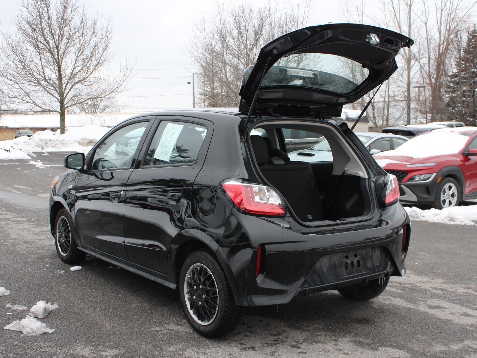 2022 Mitsubishi Mirage ES