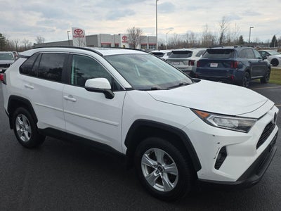 2020 Toyota RAV4 XLE