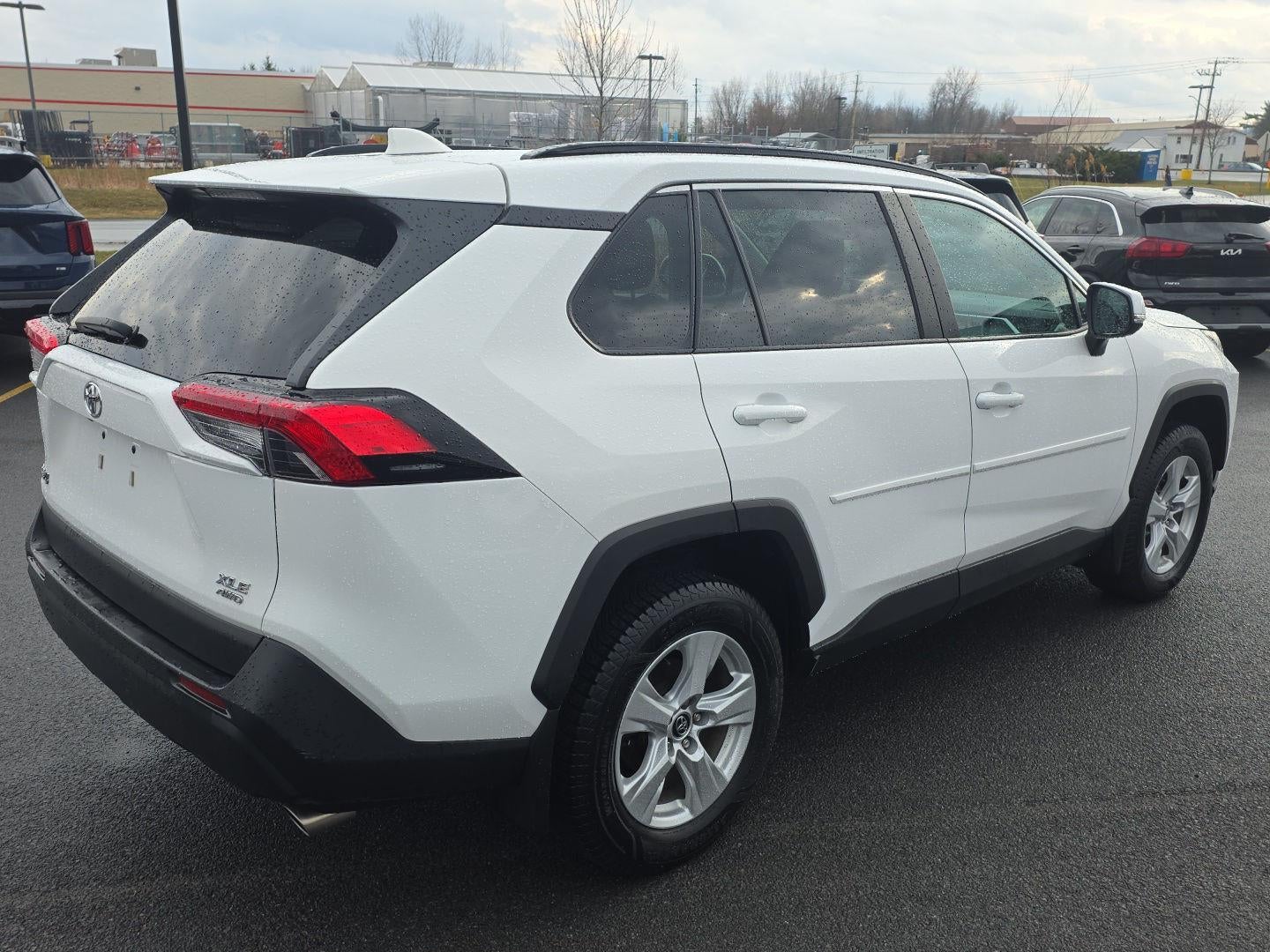 2020 Toyota RAV4 XLE