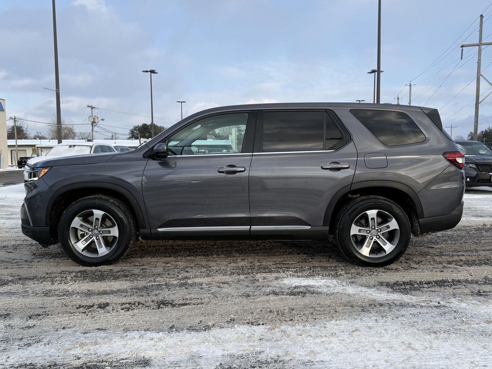 2023 Honda Pilot EX-L 7 Passenger