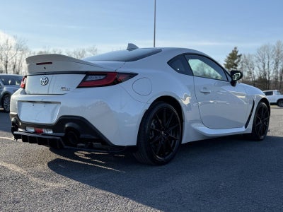 2024 Toyota GR86 Premium