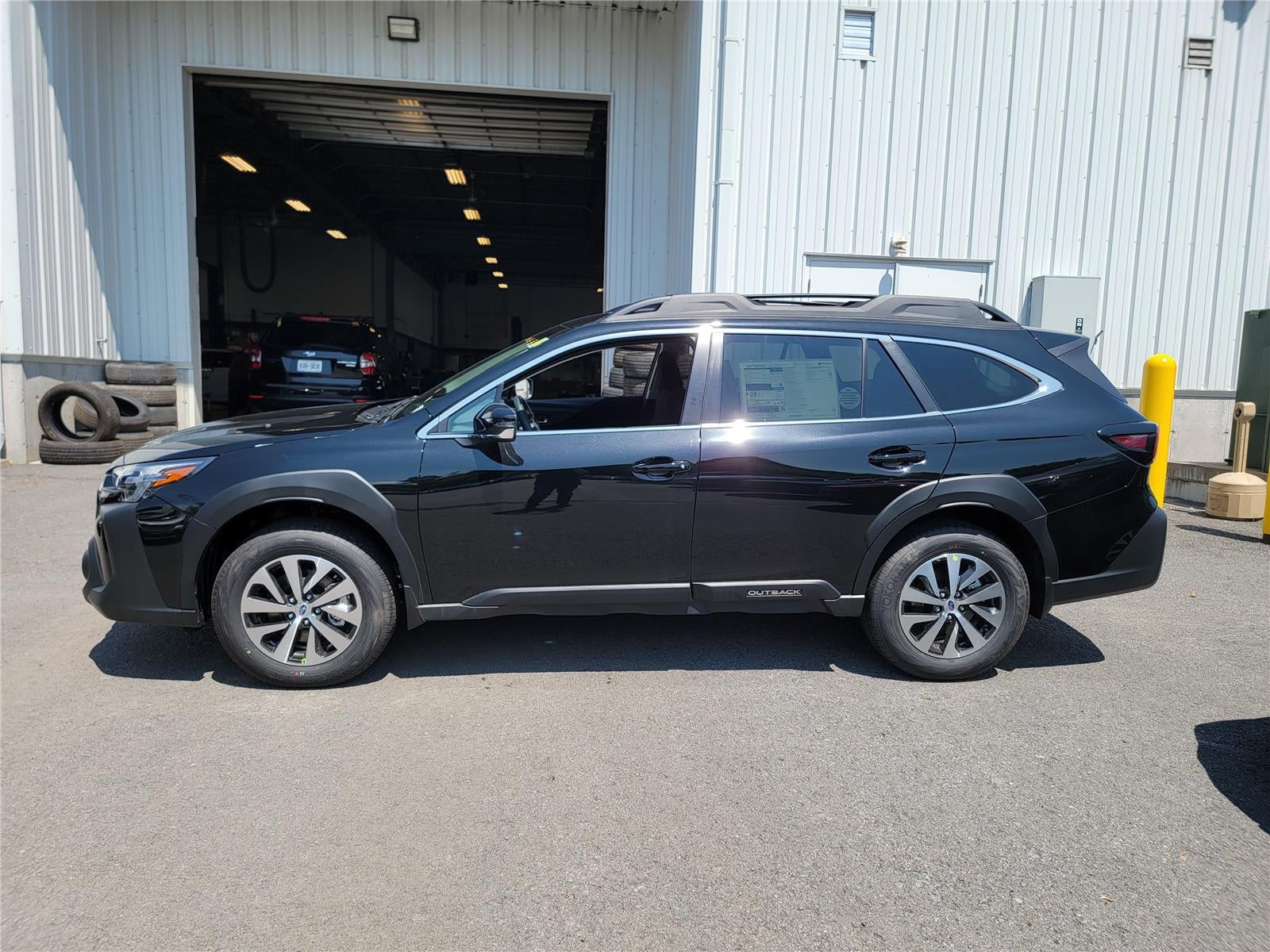 2025 Subaru Outback Premium