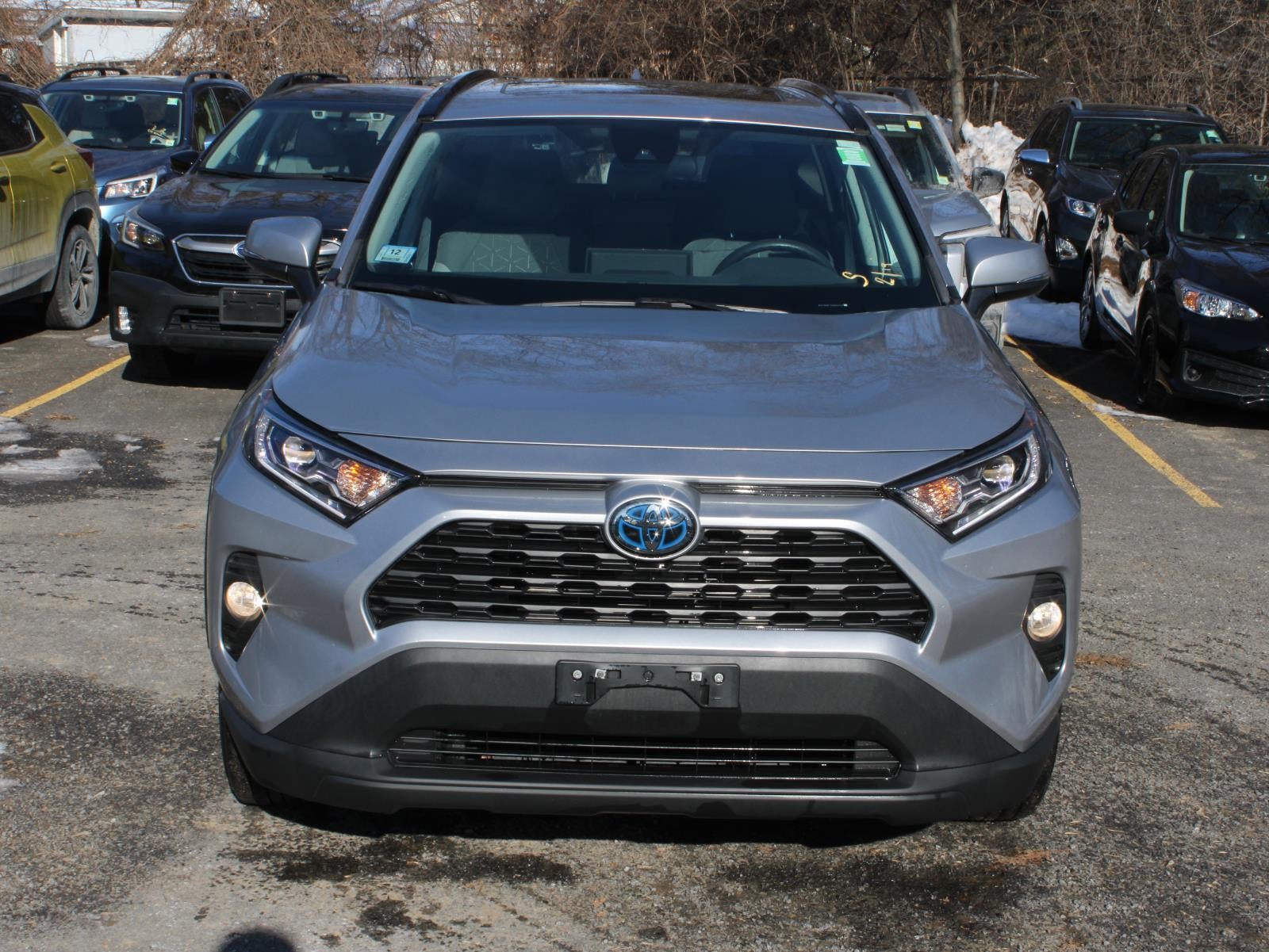 2021 Toyota RAV4 Hybrid XLE