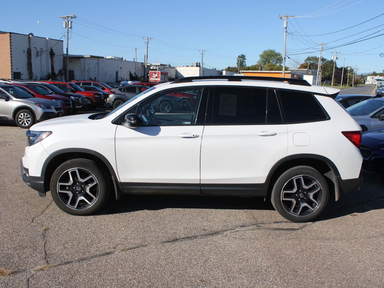 2023 Honda Passport Elite