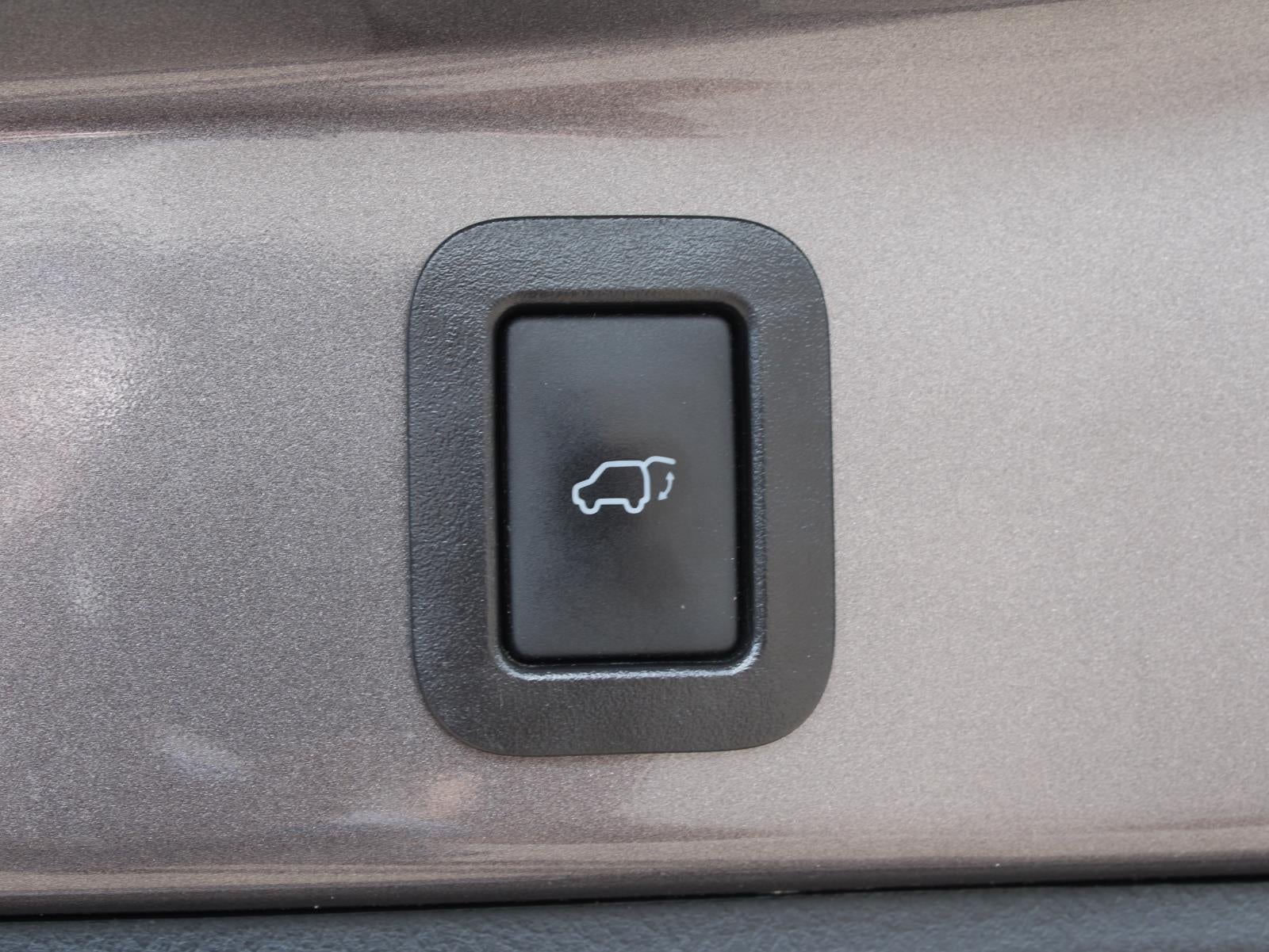 2018 Toyota Highlander LE Plus