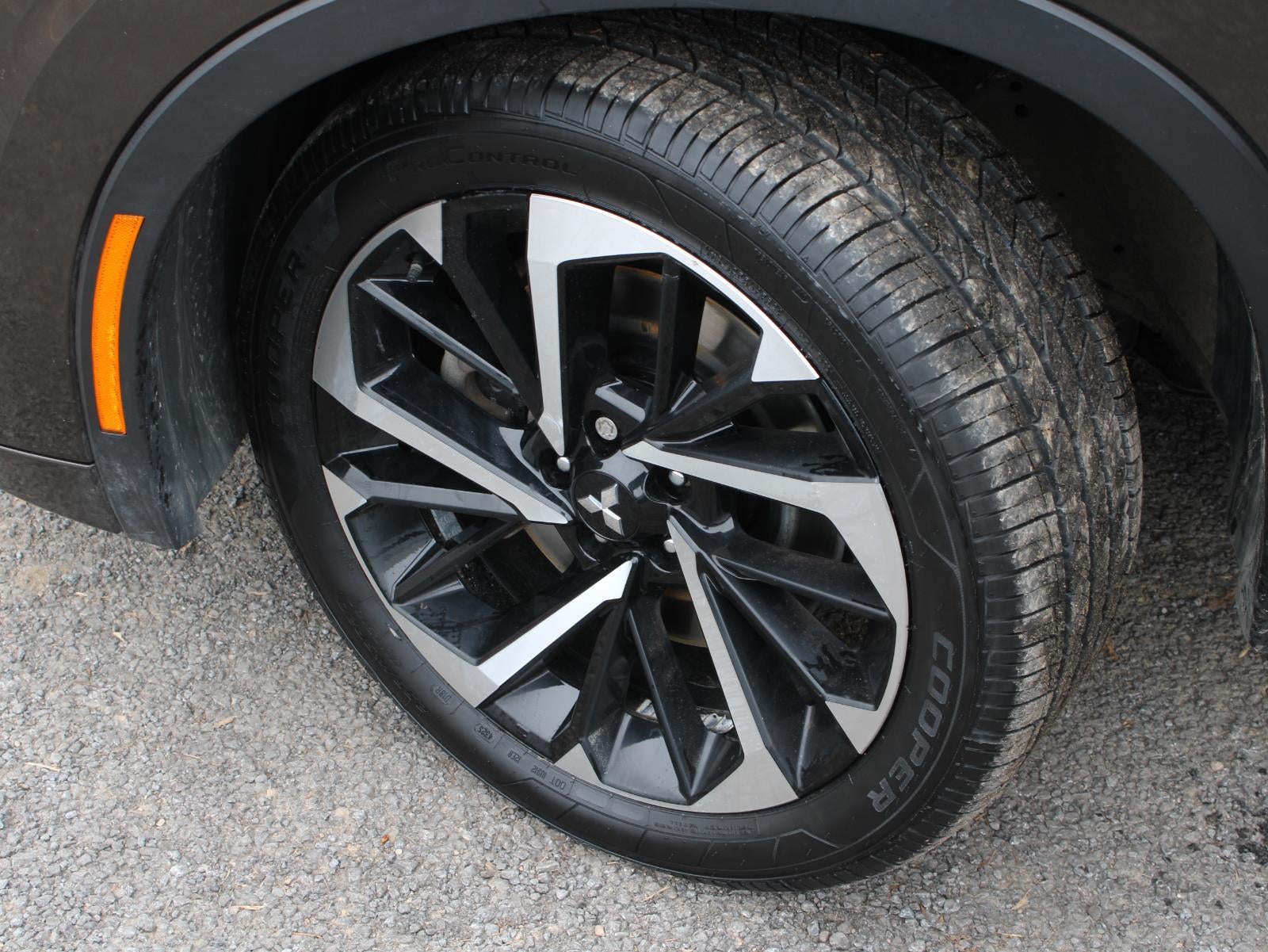 2023 Mitsubishi Outlander SEL