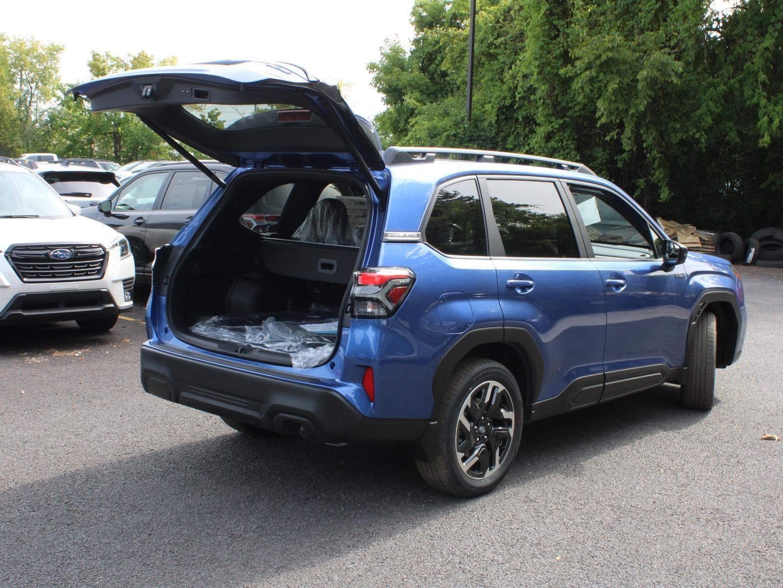 2025 Subaru Forester Premium Hybrid