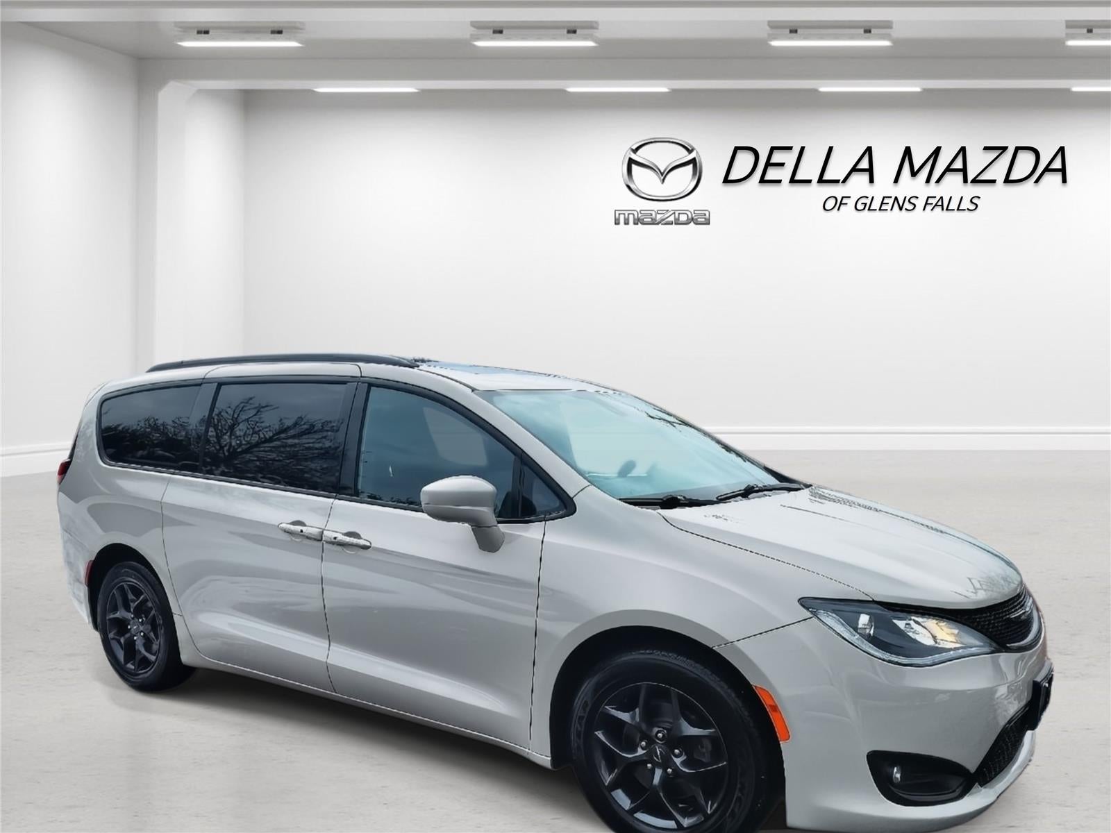 2020 Chrysler Pacifica Touring L Plus 35th Anniversary