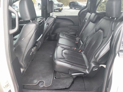 2020 Chrysler Pacifica Touring L Plus 35th Anniversary