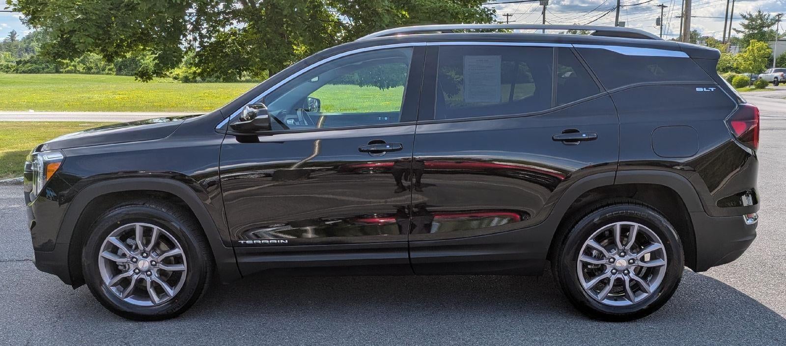 2023 GMC Terrain SLT