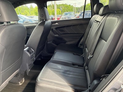 2022 Volkswagen Tiguan SE R-Line Black