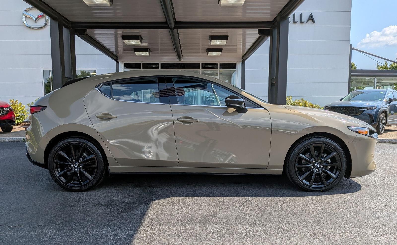 2024 Mazda Mazda3 Hatchback 2.5 Carbon Turbo