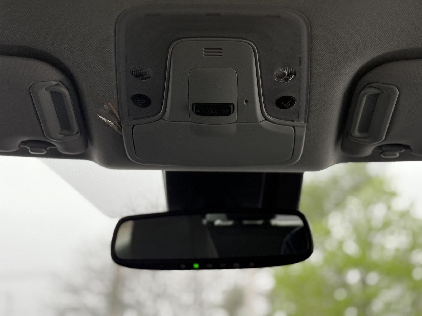 2019 Toyota Prius XLE