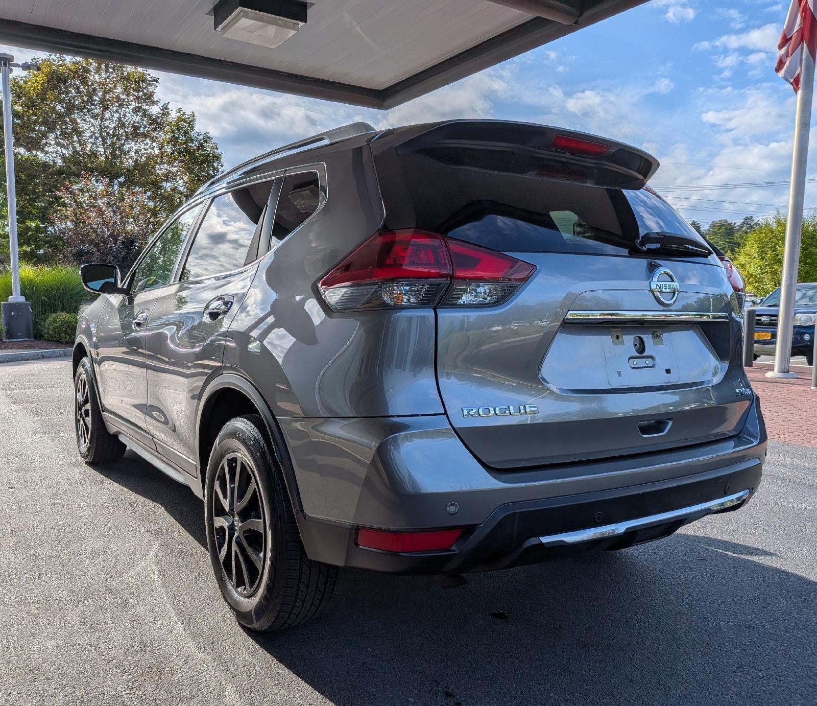 2020 Nissan Rogue SV