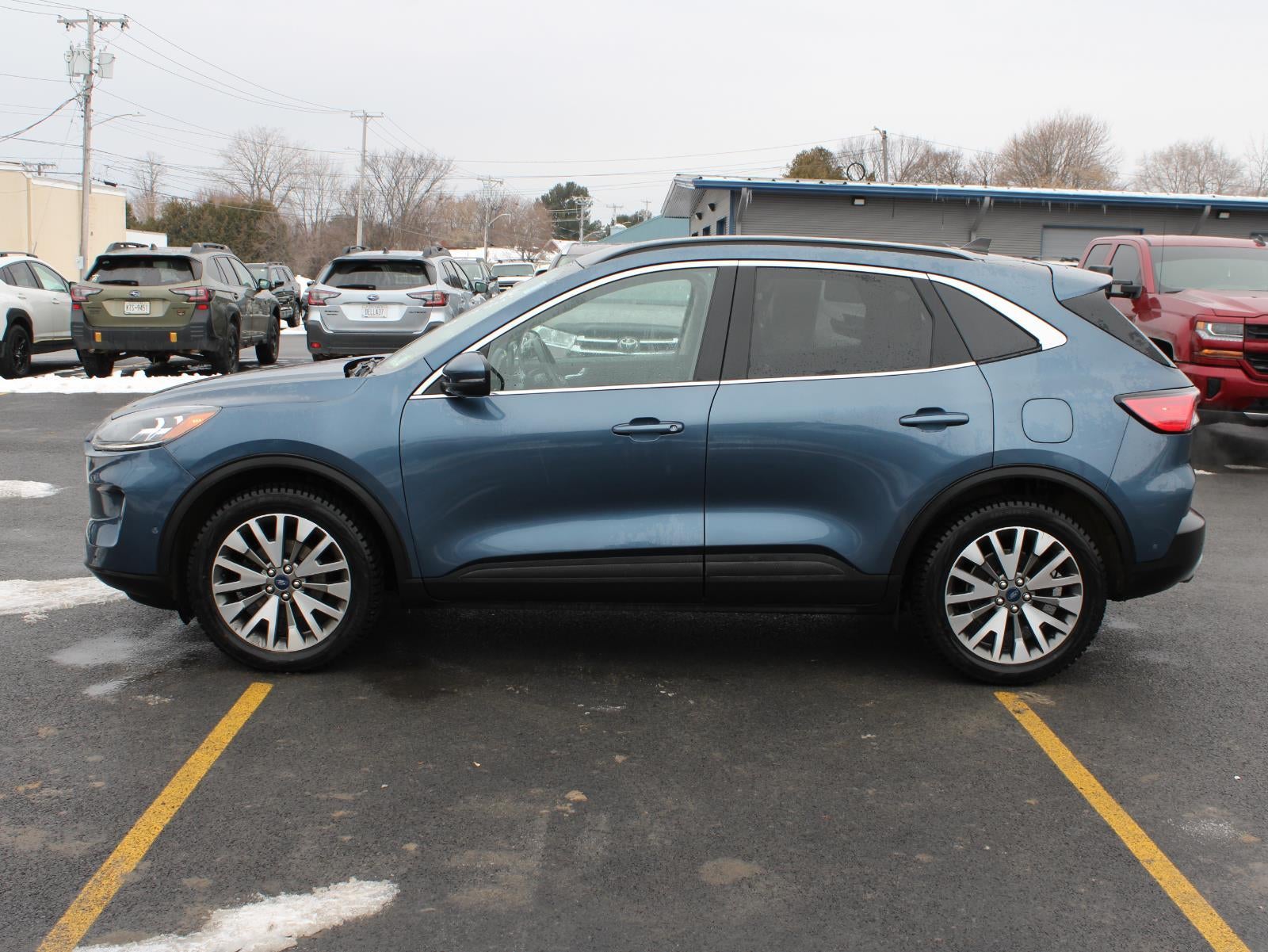 2020 Ford Escape Titanium