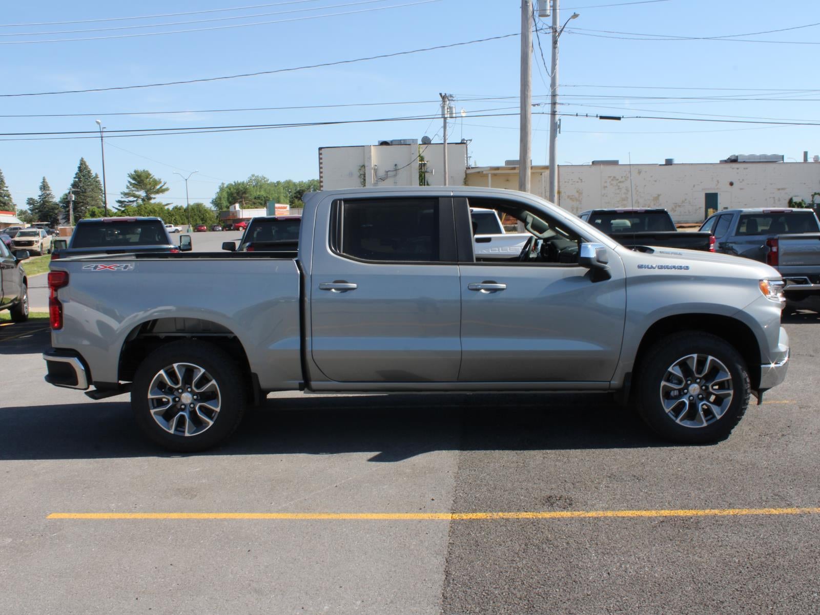 2026 Chevrolet Silverado 1500 LT (2FL)
