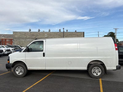 2025 Chevrolet Express Cargo WT
