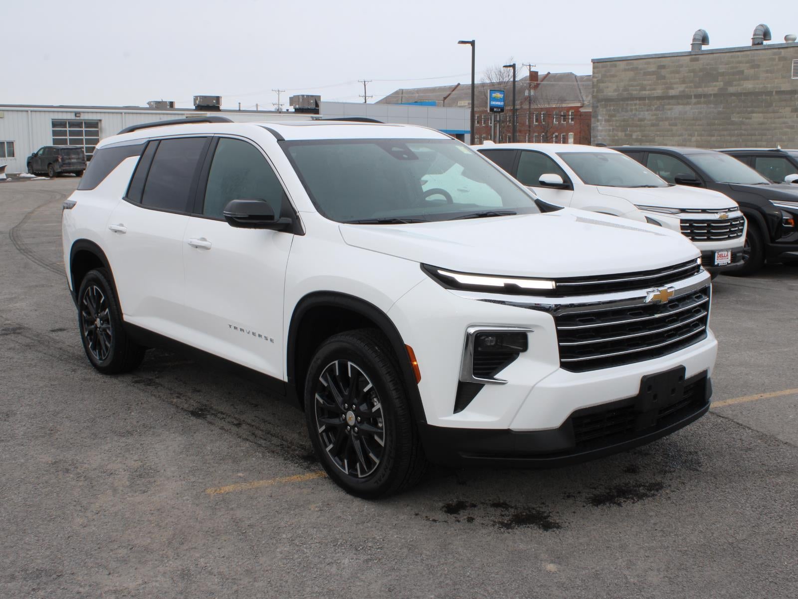 2026 Chevrolet Traverse LT