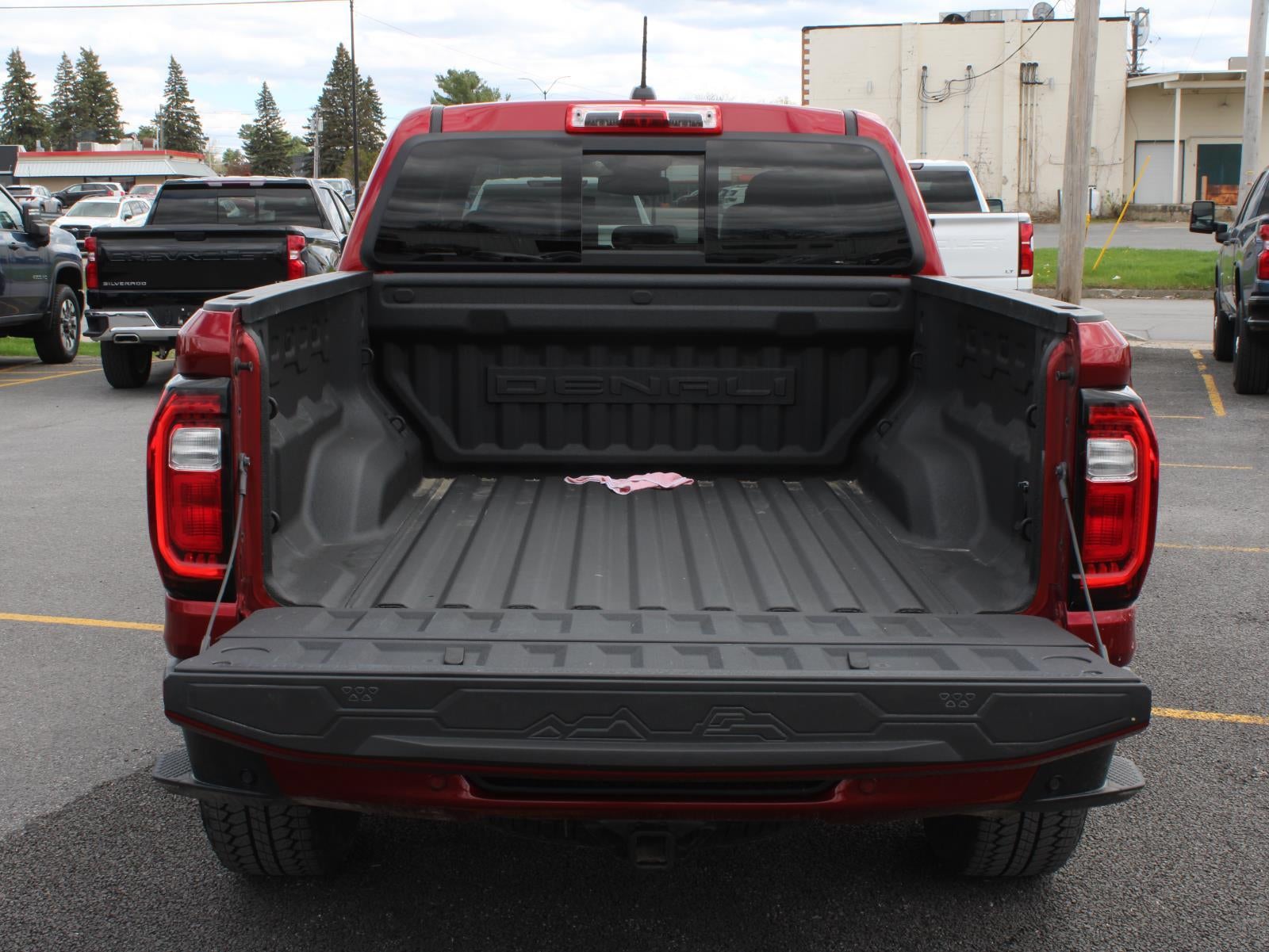 2024 GMC Canyon Denali