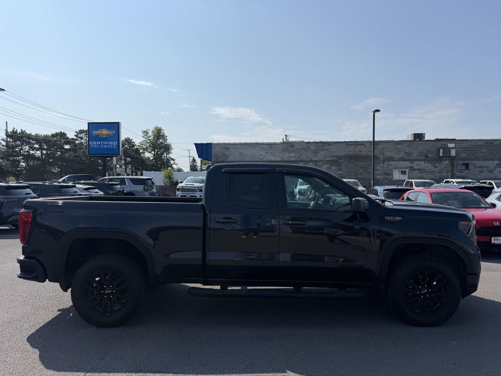 2023 GMC Sierra 1500 Elevation