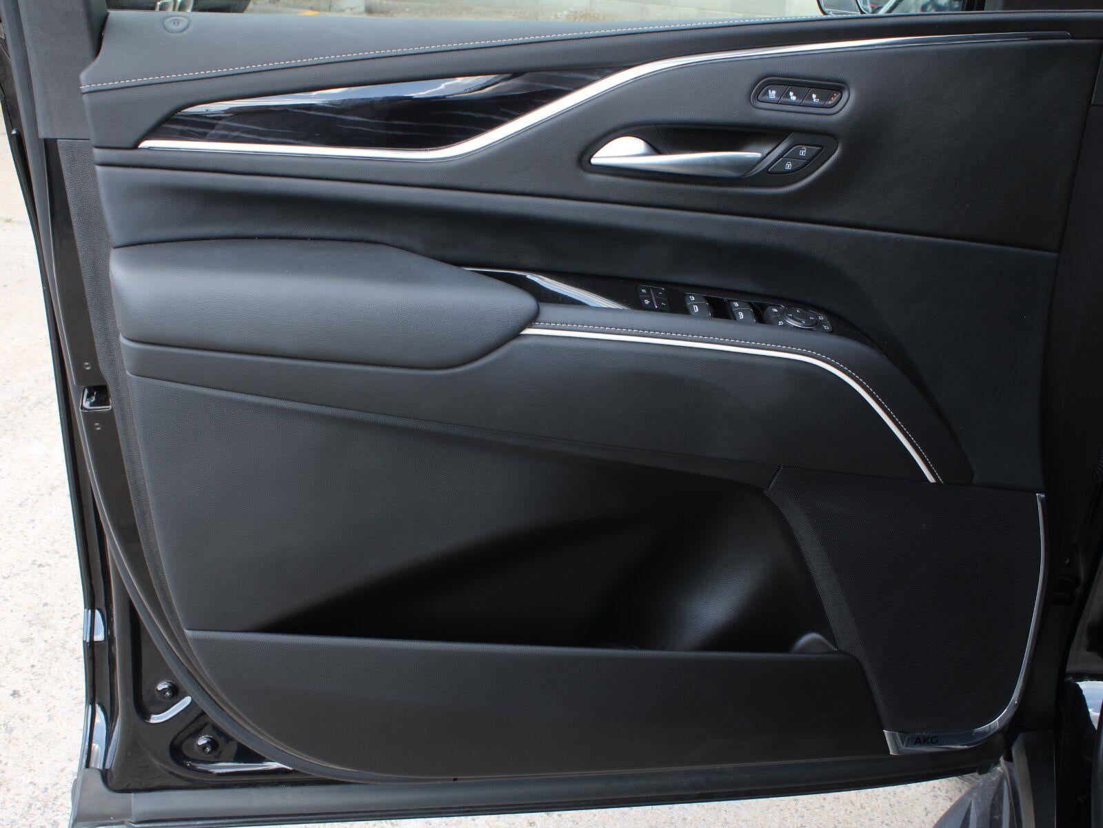 2023 Cadillac Escalade Sport