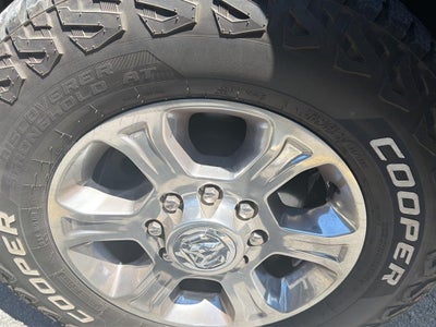 2023 RAM 2500 Big Horn Crew Cab 4x4 6'4" Box