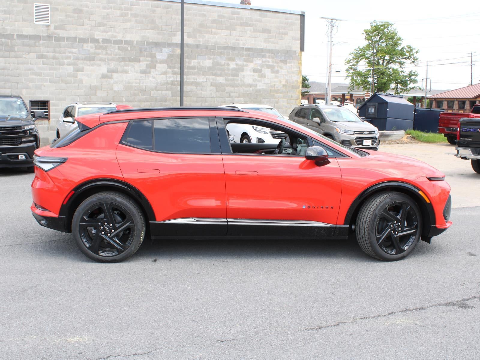 2025 Chevrolet Equinox EV RS