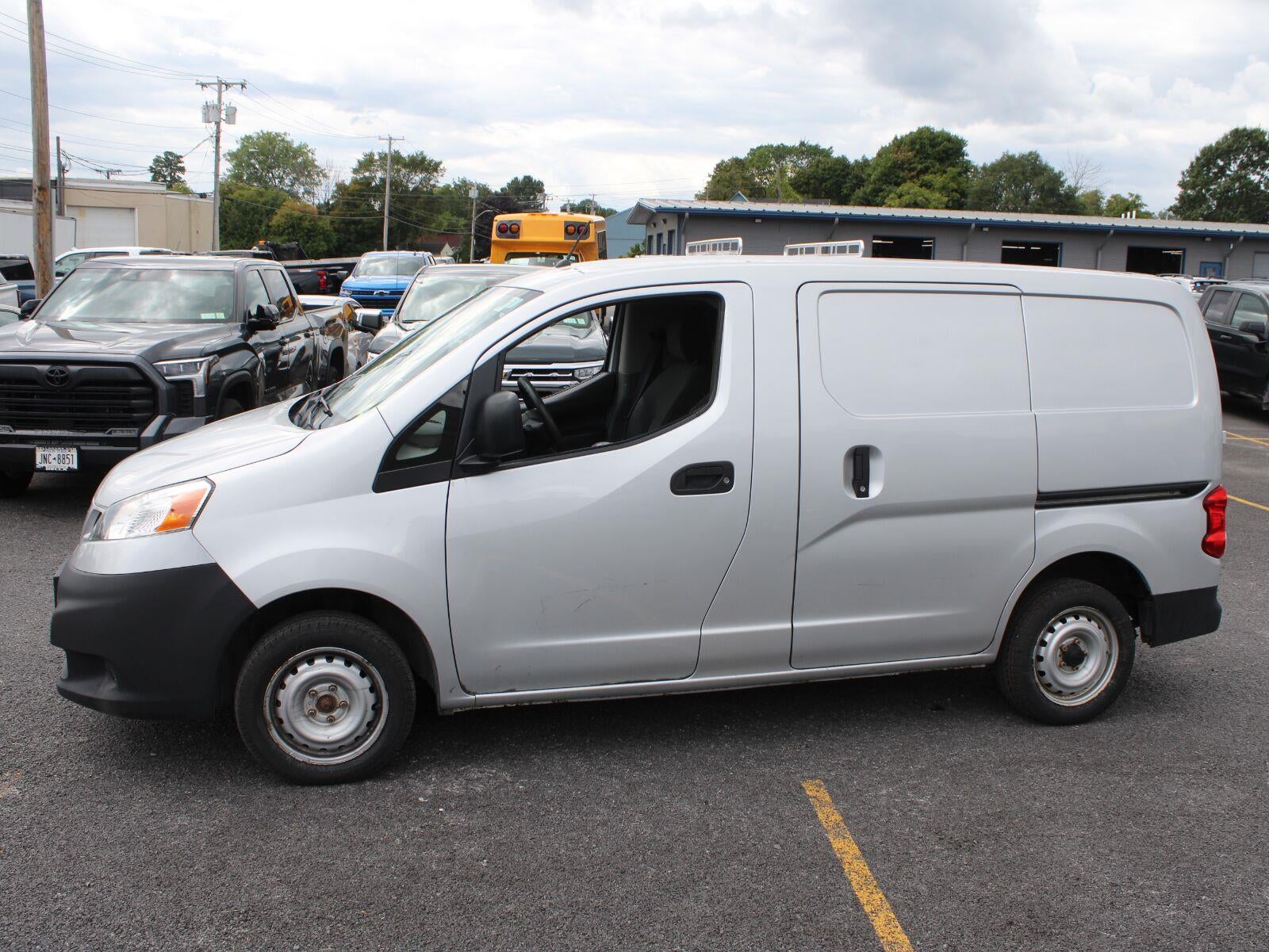 2017 Nissan NV200 S
