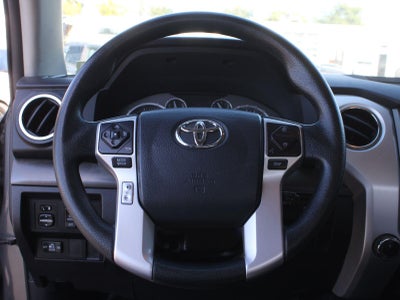 2017 Toyota Tundra SR5 5.7L V8