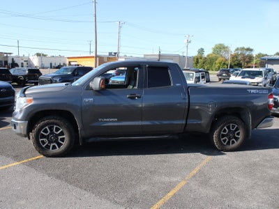 2017 Toyota Tundra SR5 5.7L V8
