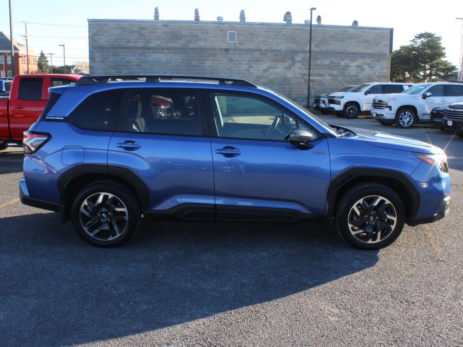2025 Subaru Forester Premium Hybrid